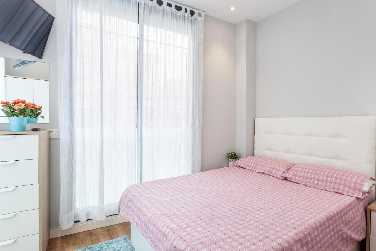 Апартаменты Piso En La Playa, Wifi Gratis Y Ac Валенсия Экстерьер фото
