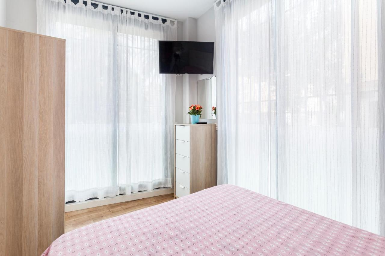 Апартаменты Piso En La Playa, Wifi Gratis Y Ac Валенсия Экстерьер фото
